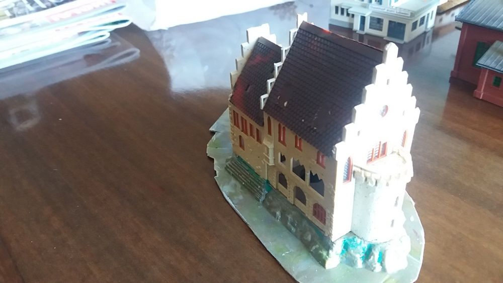 #01722 - 1 Castelo antigo em ruínas - Comboios Escala N