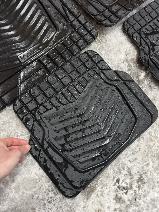 Коврики, ковры автомобильные универсальные Michelin