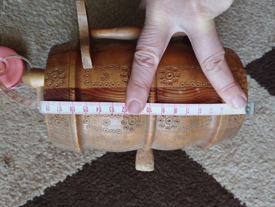 Beczka, beczułka z Albanii