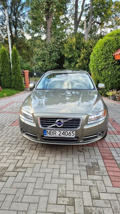Volvo S80