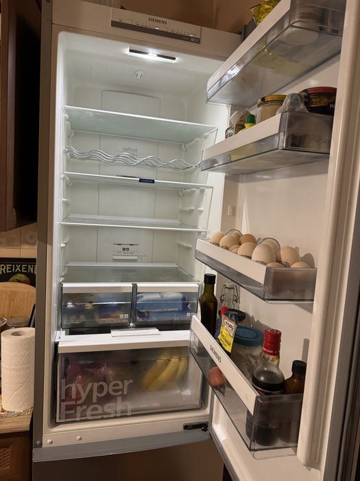 Холодильник Siemens nofrost