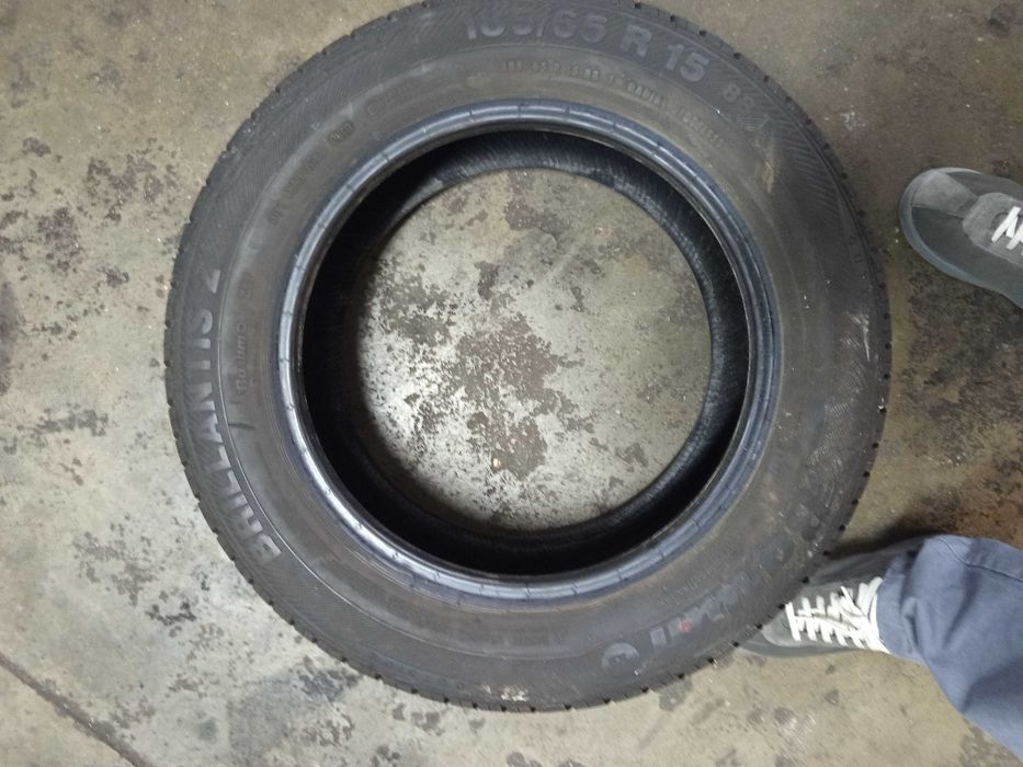 Pneu 185x65x15  88 BARUM
