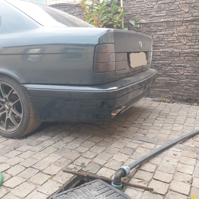 Продам бампер е34