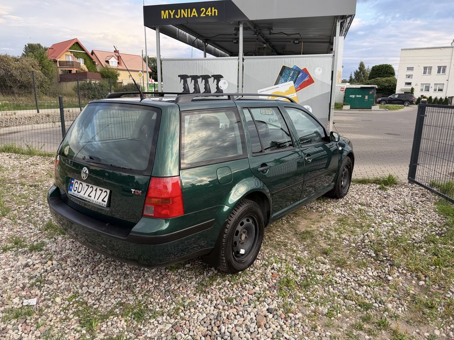 Volkswagen golf  1.9 tdi 130 km niski przebieg 127 tys km salon pl