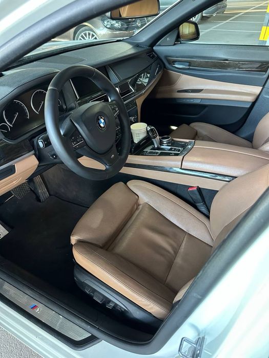 Продам BMW 740i в гарному стані