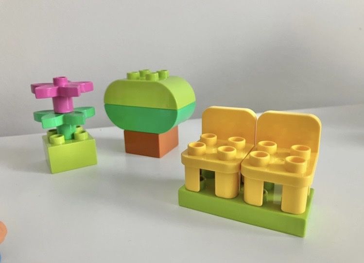 10585 Lego Duplo mama z dzieckiem wiek 2-5
