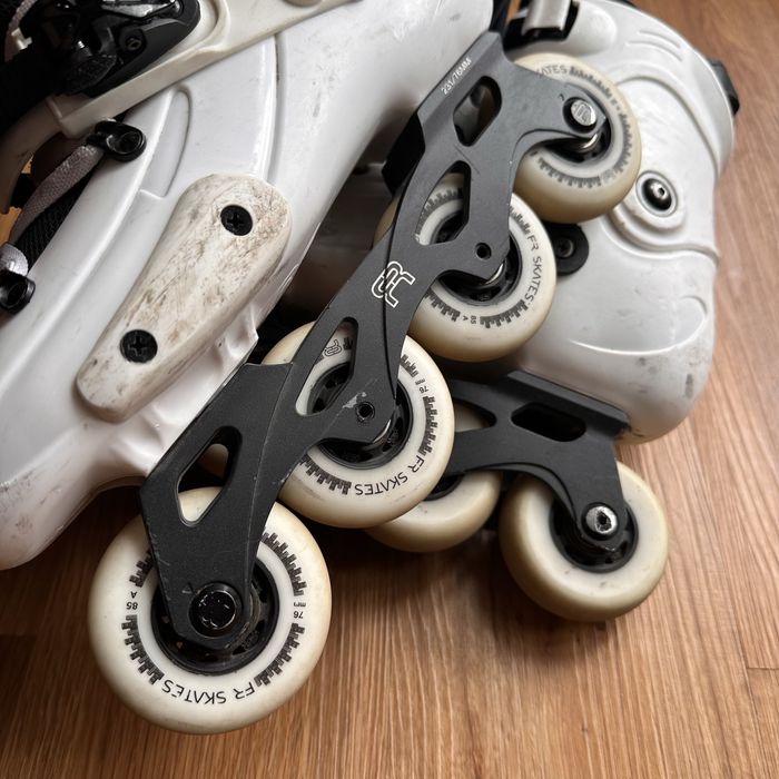 Ролики FR Skates FR J CLUB White  розмір 40-42