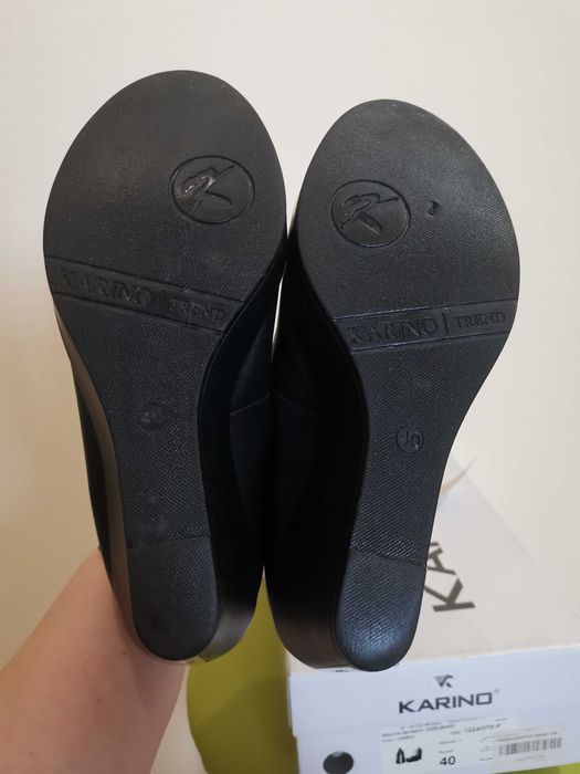 Czółenka półbuty skórzane na koturnie Karino 40 jak nowe