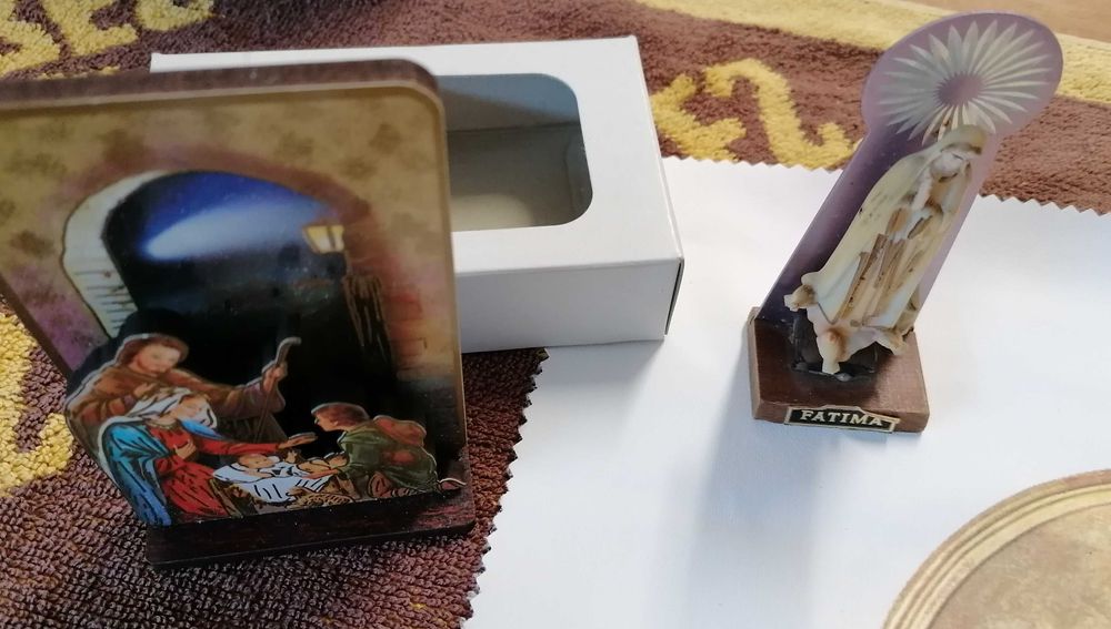 Religious Symbols and Figures, Lot for €564738327610883122