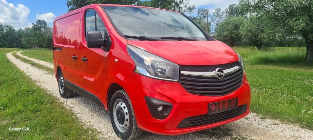 Opel vivaro 1.6 dci klima przebieg 190 tys