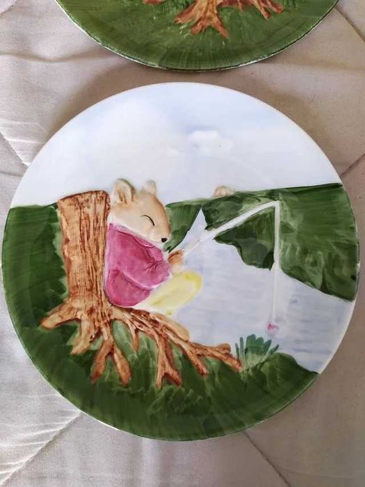 Pratos "The Wind in the Willows" Crown Staffordshi