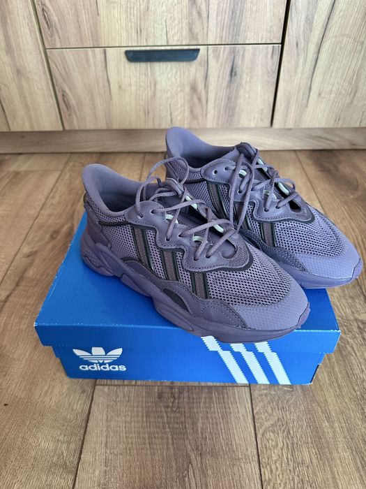 Кросівки адідас Ozweego