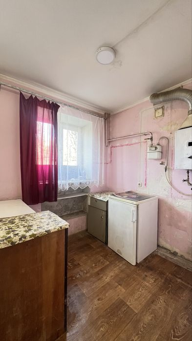 Продаж 1 кім на Новомиколаівці