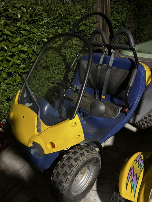 Vendo 2 carros a gasolina