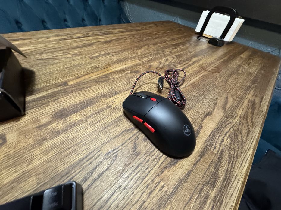 Клавіатура з мишкой