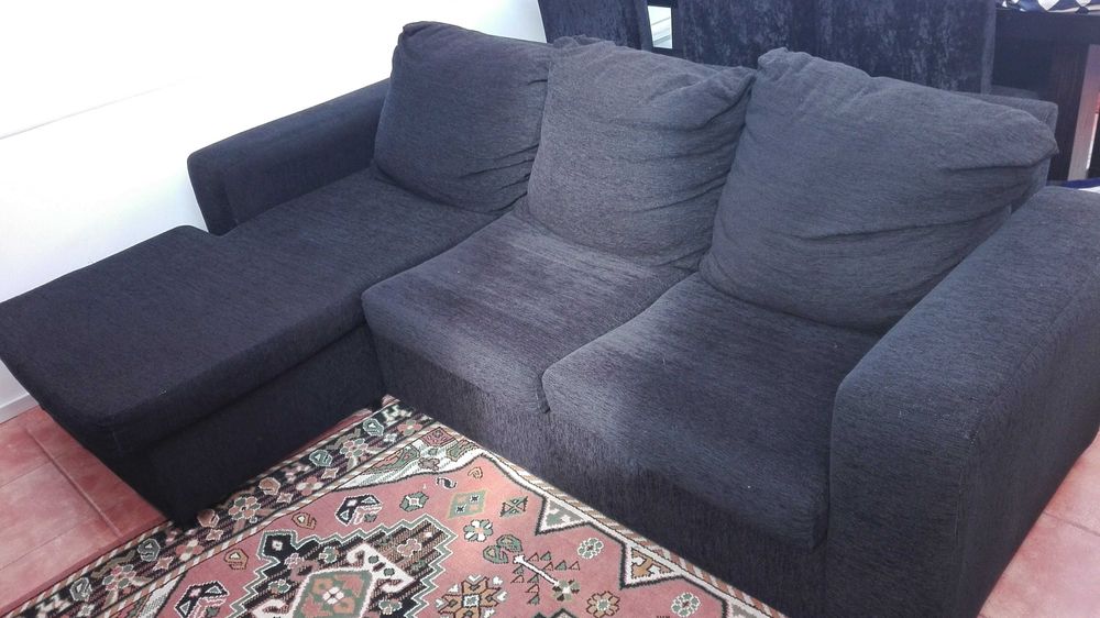 Sofá com chaiseloung, usado em bom estado. NÃO faço ENTREGAS. 150€