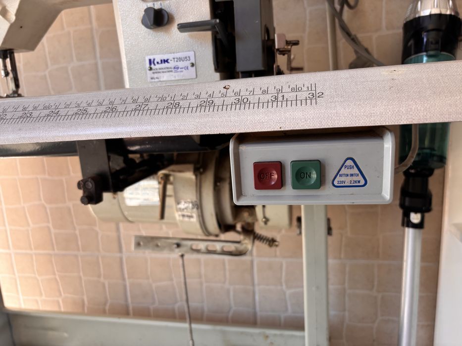 Maquina de costura industrial