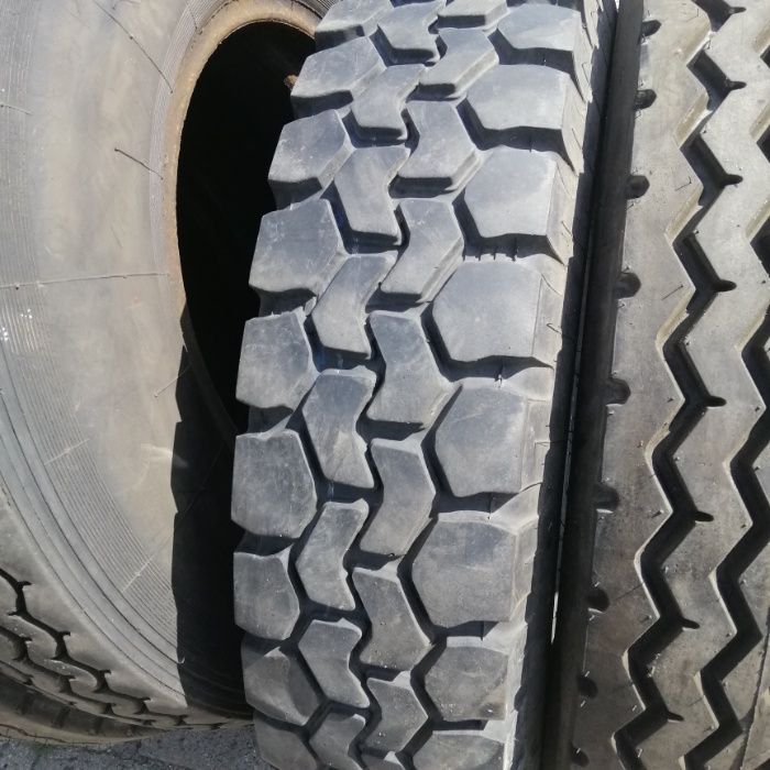 Opony 10R22,5 10R22.5 Uniroyal T70