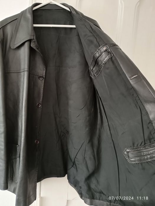 Casaco vintage em pele preta L/XL 52
