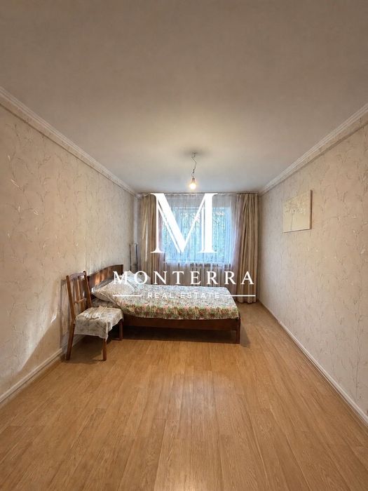 Продаж 2 кім квартири з ремонтом, Кубанської України, метро Лісова та Чернігівська