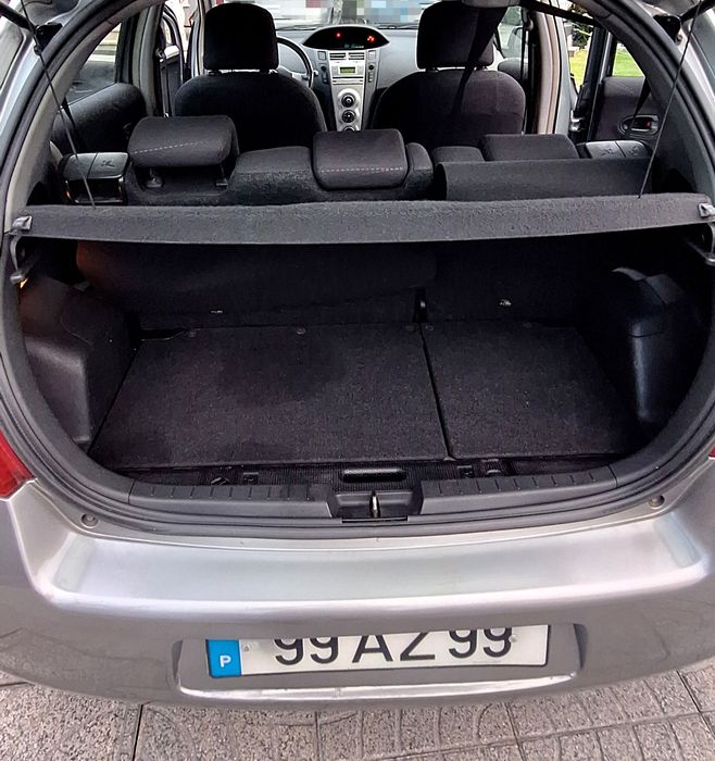 Toyota Yaris 1.0 VVT-i com AC