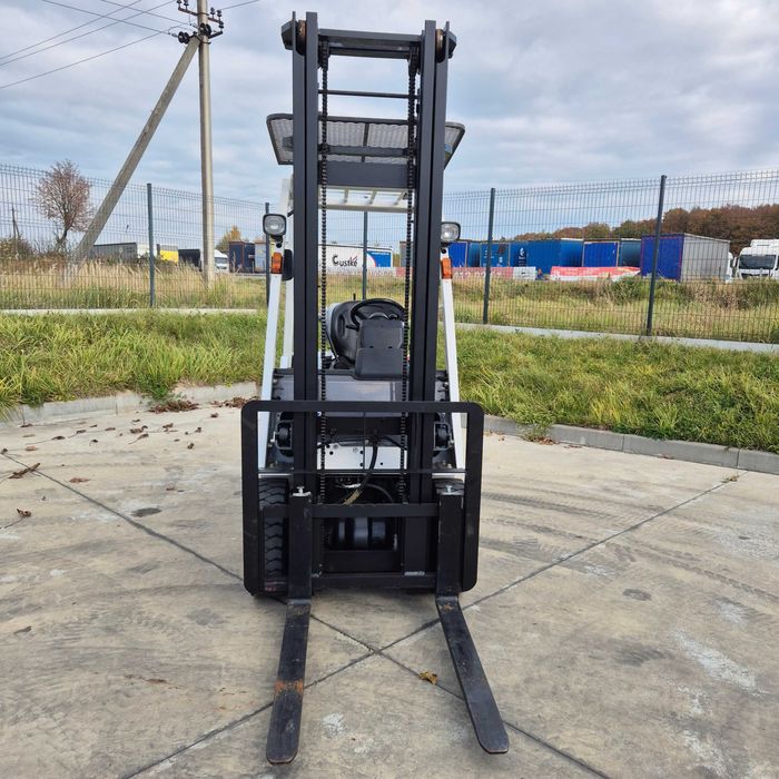 Навантажувач UNICARRIERS 1,5 тон 2013р