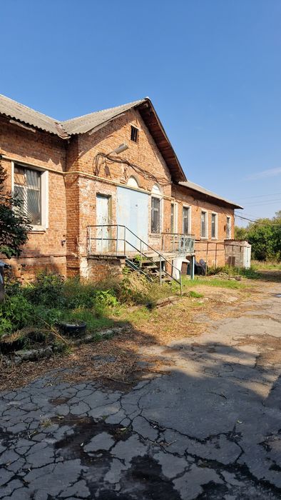 Продам нежилое помещение.