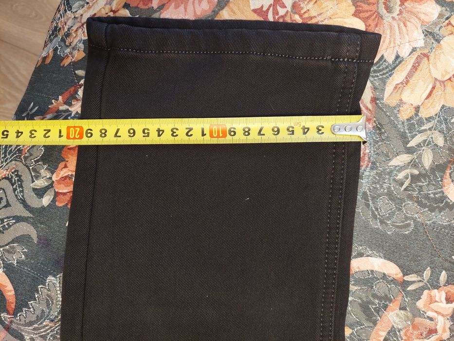 Джинси  штани дуже теплі нові на флісі