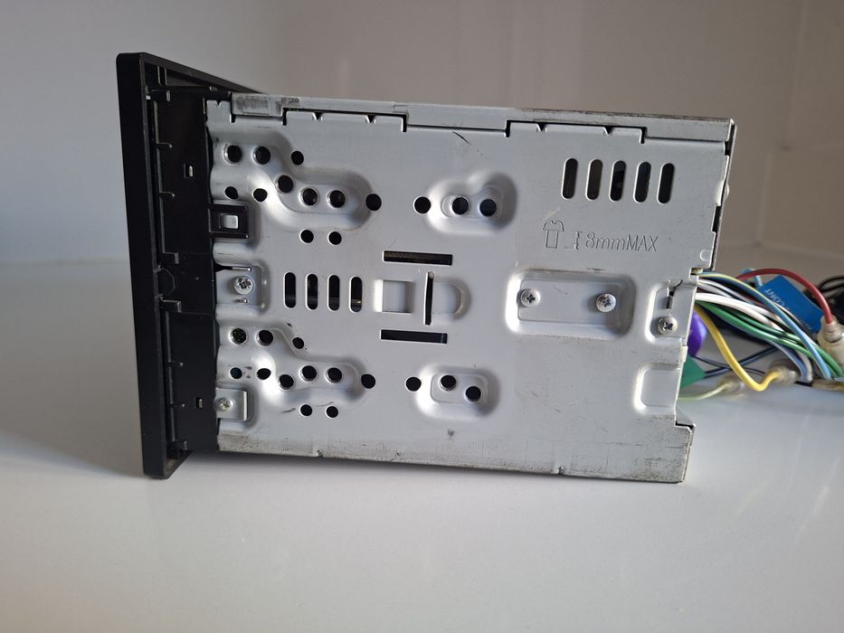 Autorrádio 2din JVC KW-V235DBT – 2-DIN DAB+ / Bluetooth – 75 €