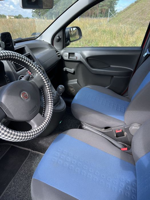 Fiat Panda 1.2 • 2010 Wstępna Rezerwacja