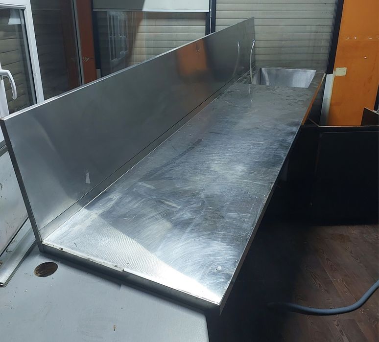 Стіл з  нержавійки