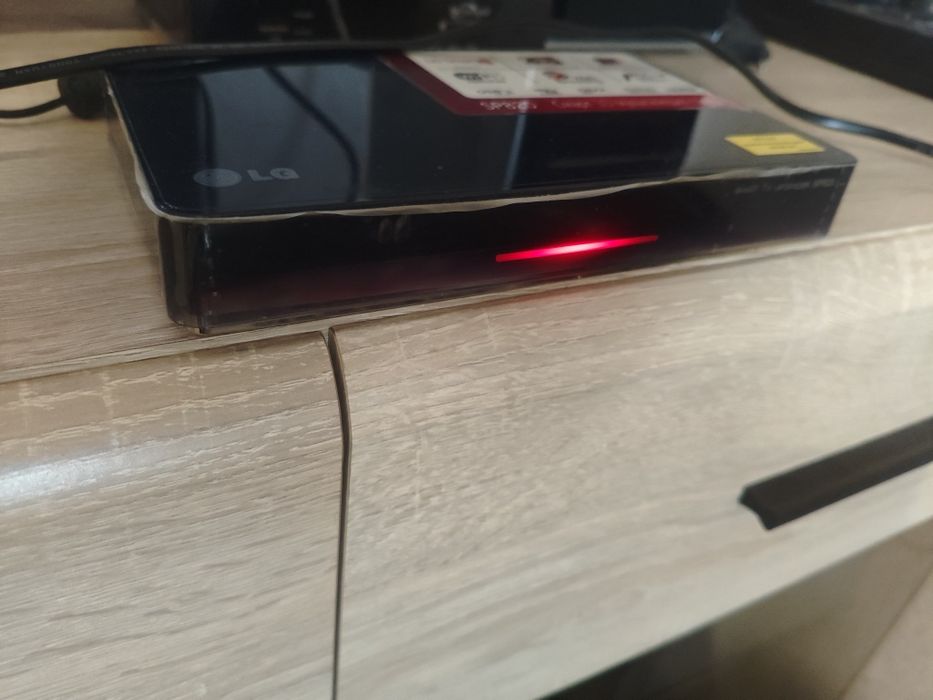 ОписаниеСмарт 3D
LG SP820 — Smart ТВ преобразователь, легко превращает