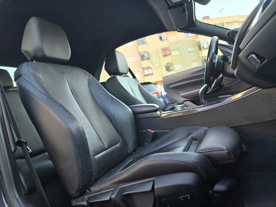 BMW 220D F23 LCI CÁBRIO PACK M 2.0 190CV (LOOK M2) AUTOMÁTICO