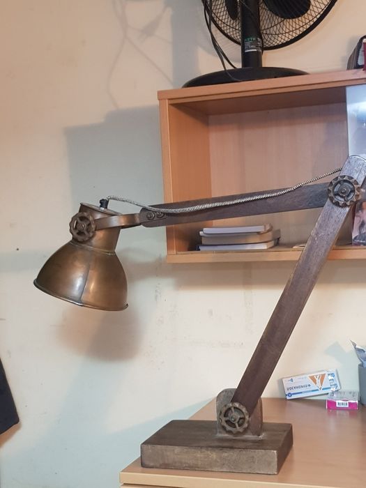 Настольна  лампа    рарітет  антікваріат