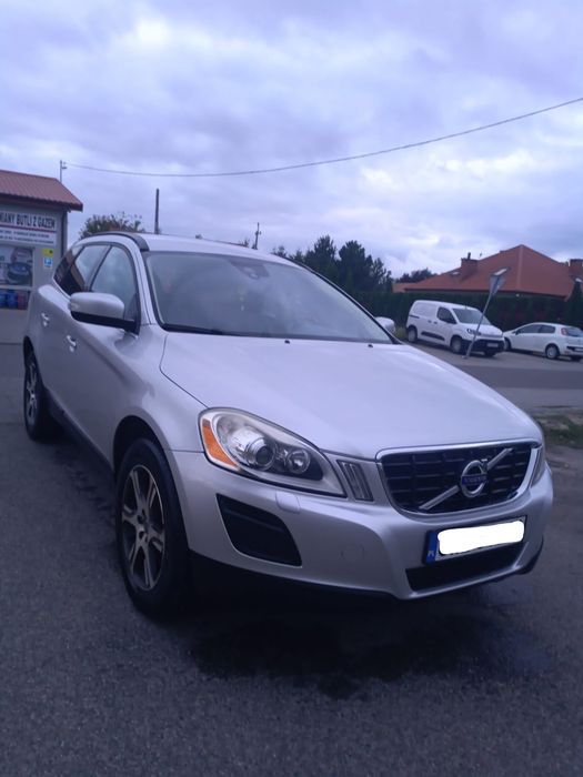 Volvo XC60 D4  2.0 + dodatkowo alufelgi z oponami