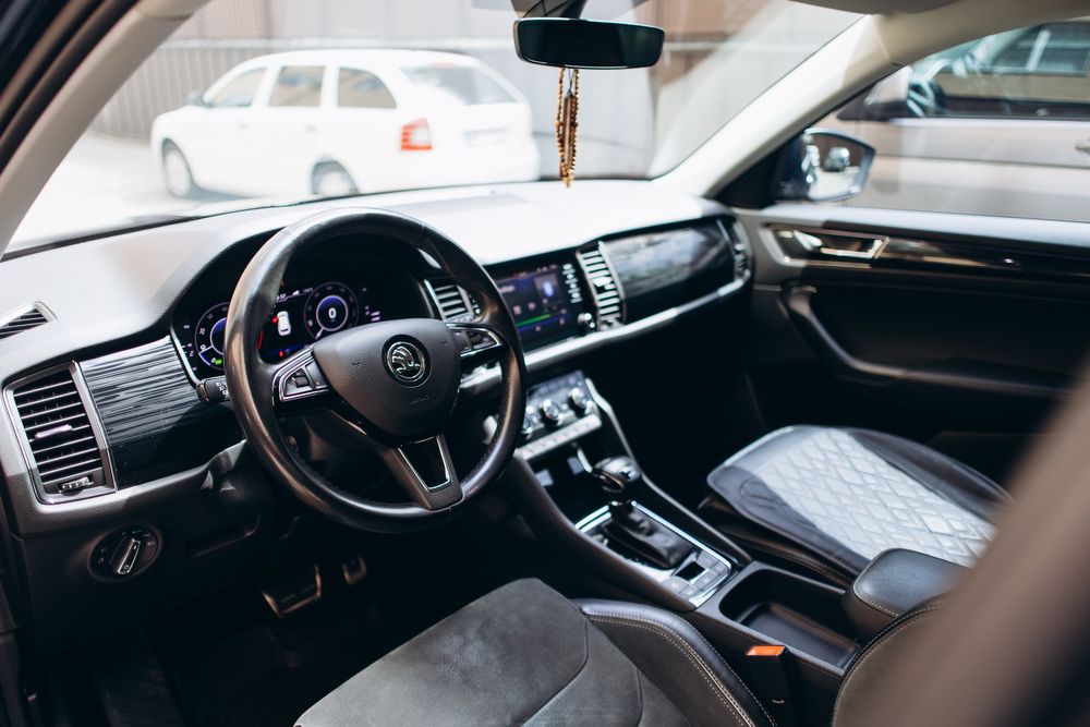 Продаю власний автомобіль