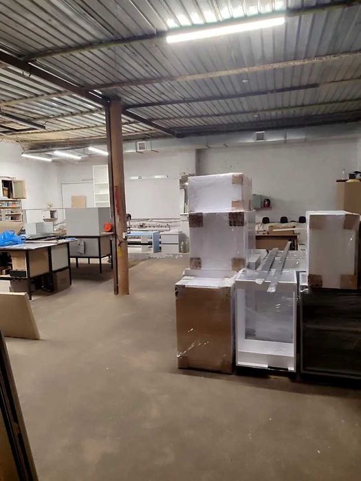 Продам виробничо - складське приміщення в районі КСК вул. Щорса