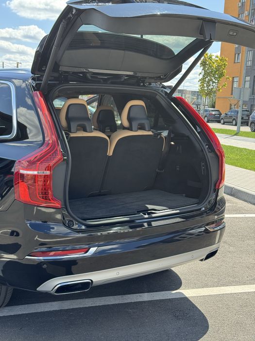 Volvo XC90 2.0 гібрид