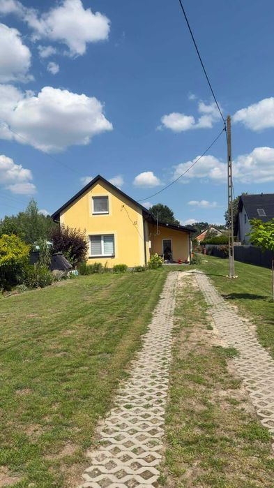 Dom na sprzedaż w miejscowości Załazy, niedaleko Puław