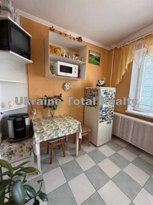 ОБОЛОНЬ! 2 кімнатна квартира біля метро! Вулиця Озерна 14