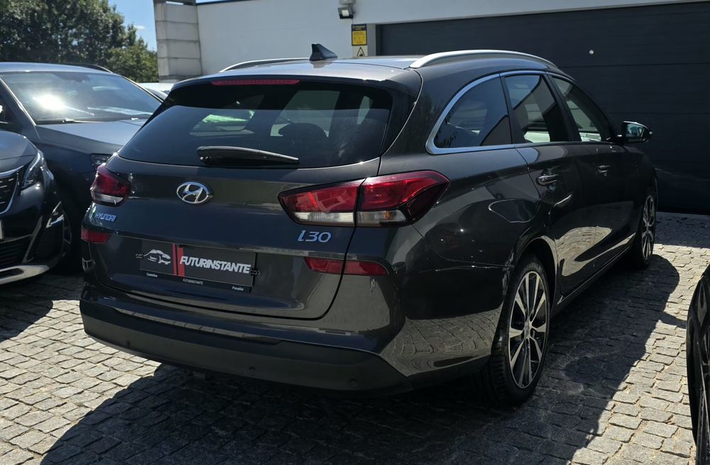 Hyundai i30 SW 1.6 CRDi Style+Navi Full Extras