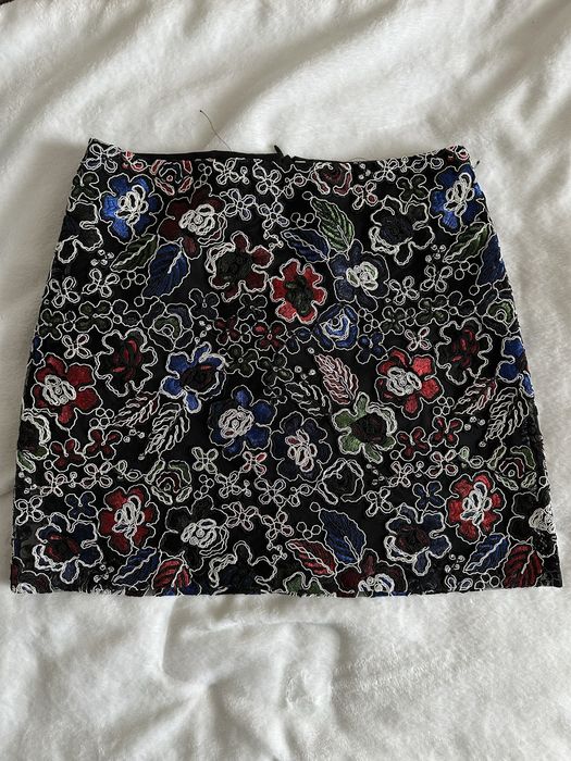 Zara спідниця розмір м