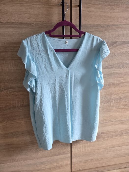 Bluzeczka baby blue