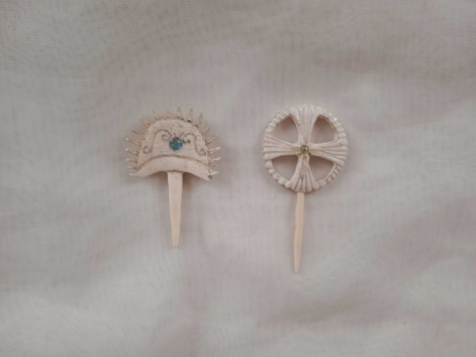 Dois antigos resplendores material nobre santos imagens arte sacra