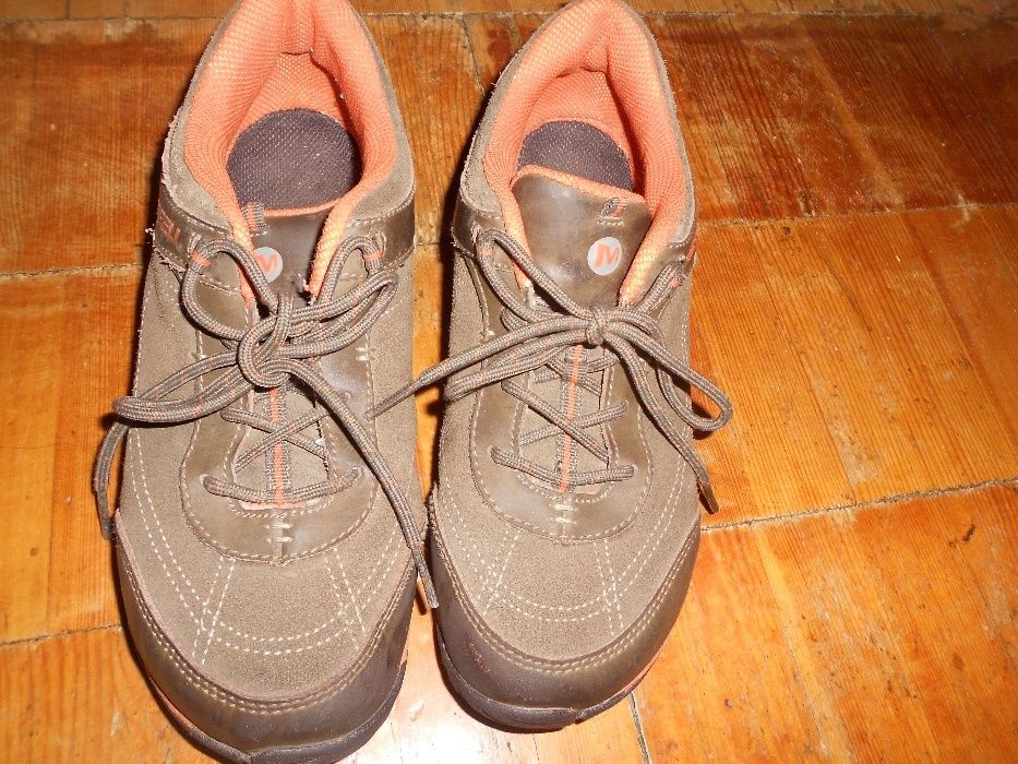 кроссовки. MERRELL  замшевые
