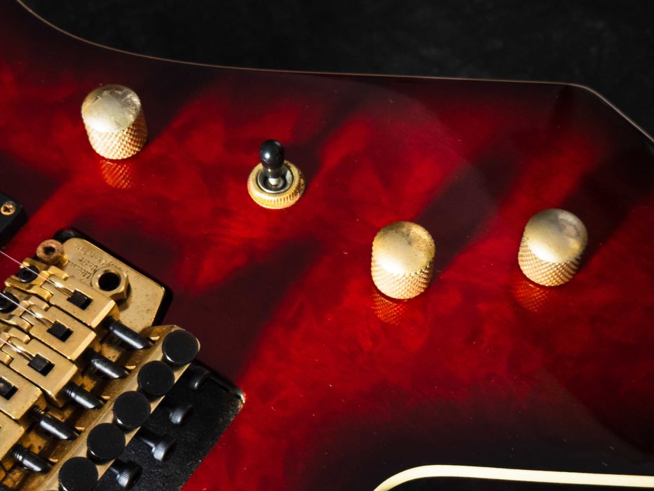 B.C. Rich Warlock-920JE See Through Red Burst