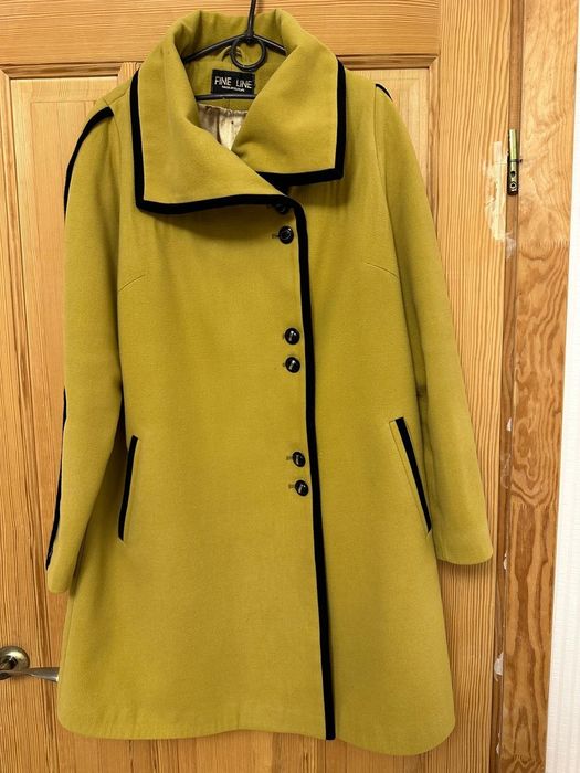 Пальто женское 50-52размер70% шерсть 30% кошемир