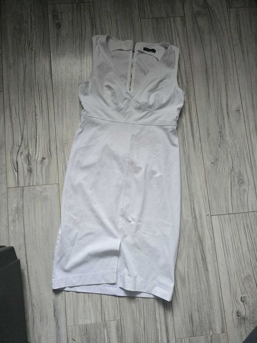 Sukienka biała Mohito r. 38