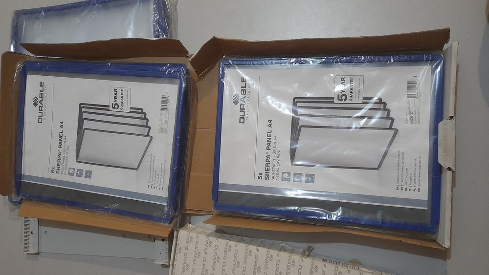 Тримач і Панелі для демонстраційних систем 5674 5606 DURABLE Німеччина