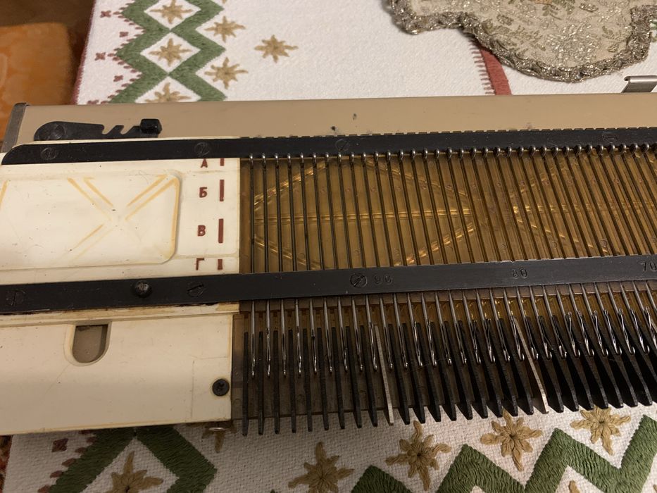 Вязальна машинка